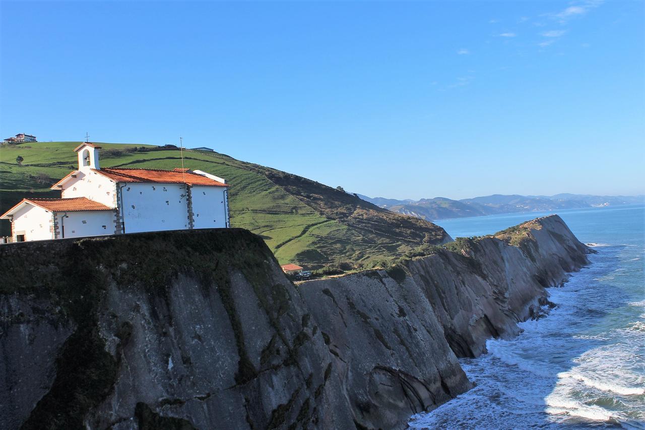 Gazteategi Panzió Zarautz Kültér fotó